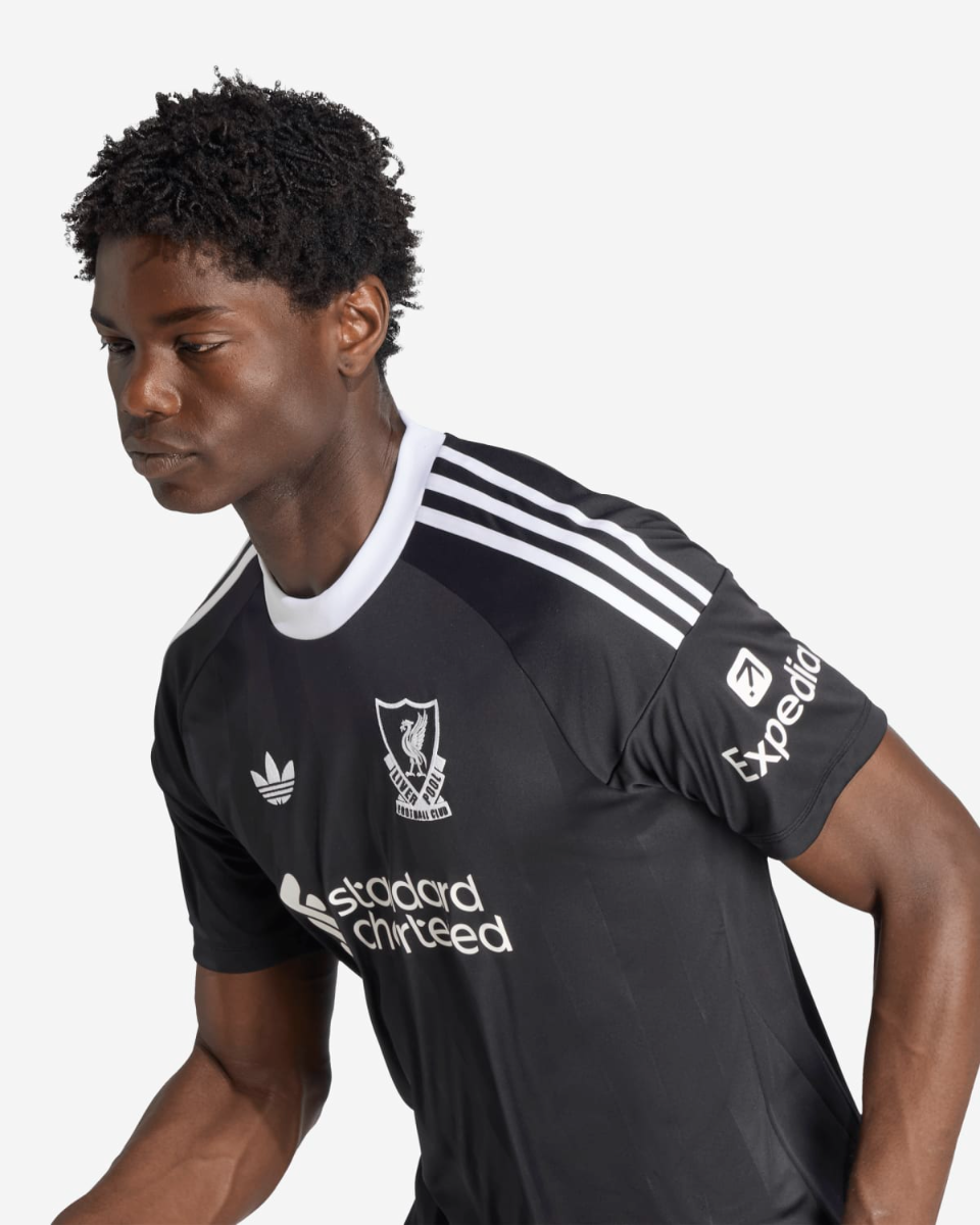 Liverpool Goalkeeper Away Jersey 2025/26