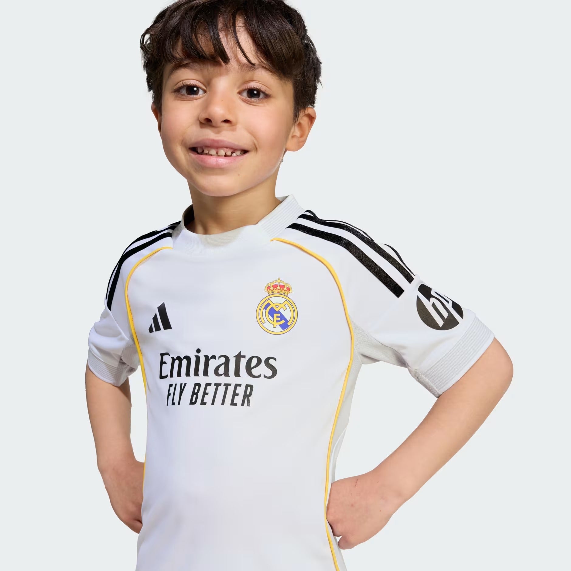 Real Madrid Home Children's Full Kit 2025/26 (2 Piece)